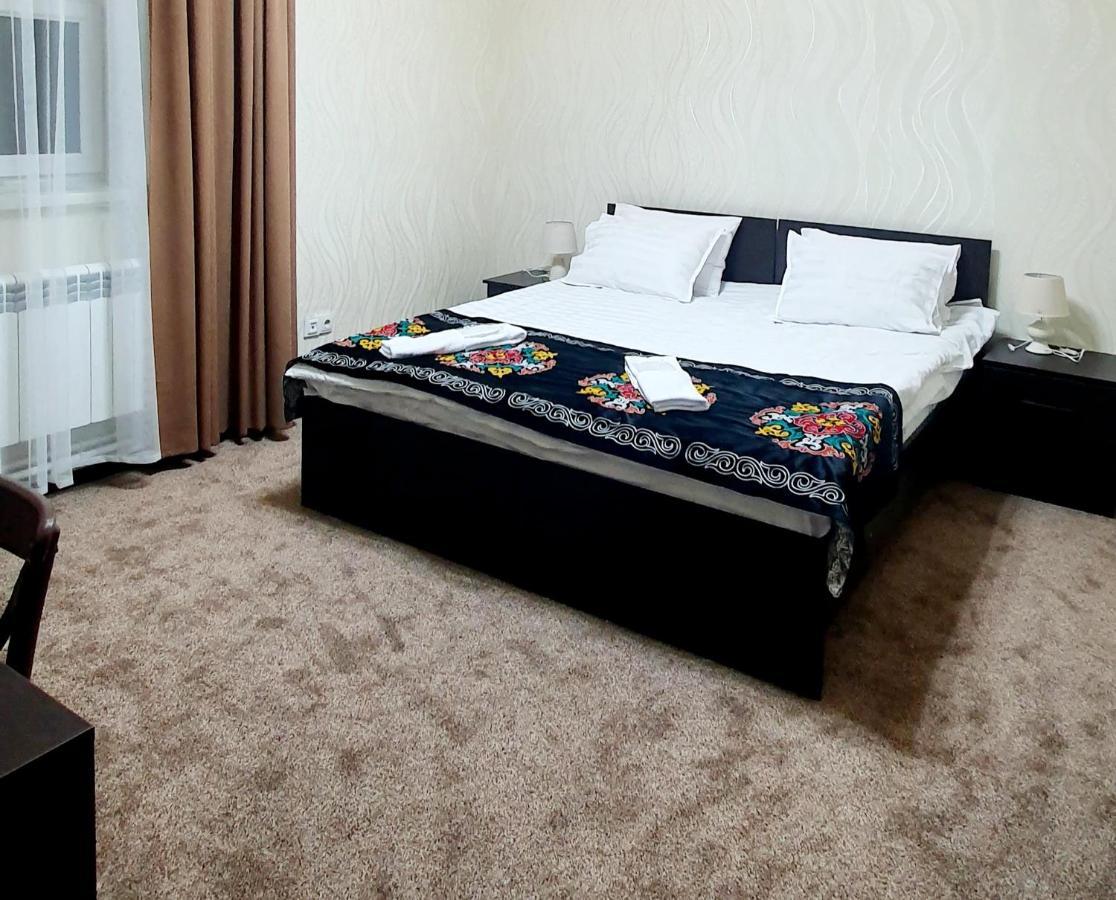Ocean Hotel Osh Ngoại thất bức ảnh